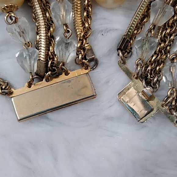 3/$15 Vintage Bracelet - Picture 6 of 6